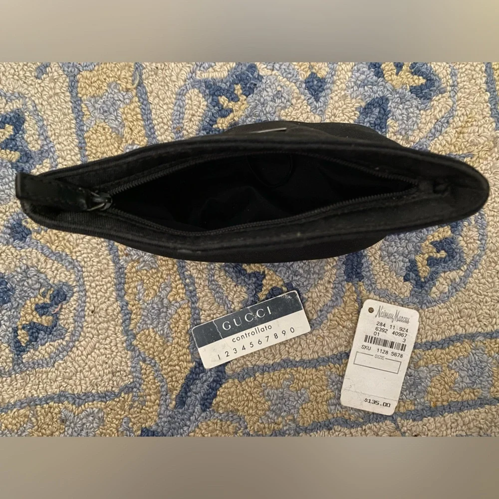 ⭐️HP⭐️Gucci|pouch - Picture 4 of 4